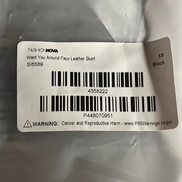 Fashion nova skort - Picture 2 of 4